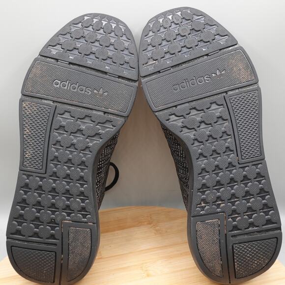 ADIDAS Womens Size 7 Black Gray SWIFT RUN 22 Running Sneakers Athletic GW8166 - Picture 6 of 11